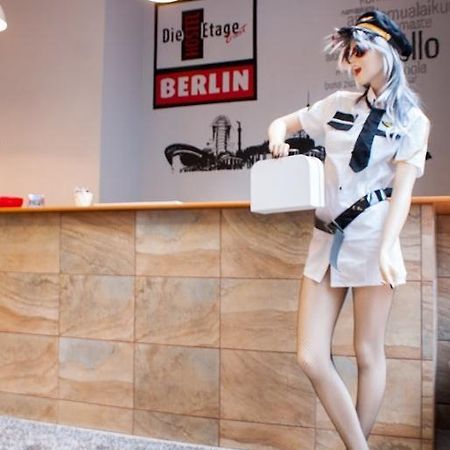 Hostel Die Etage East Берлин Экстерьер фото