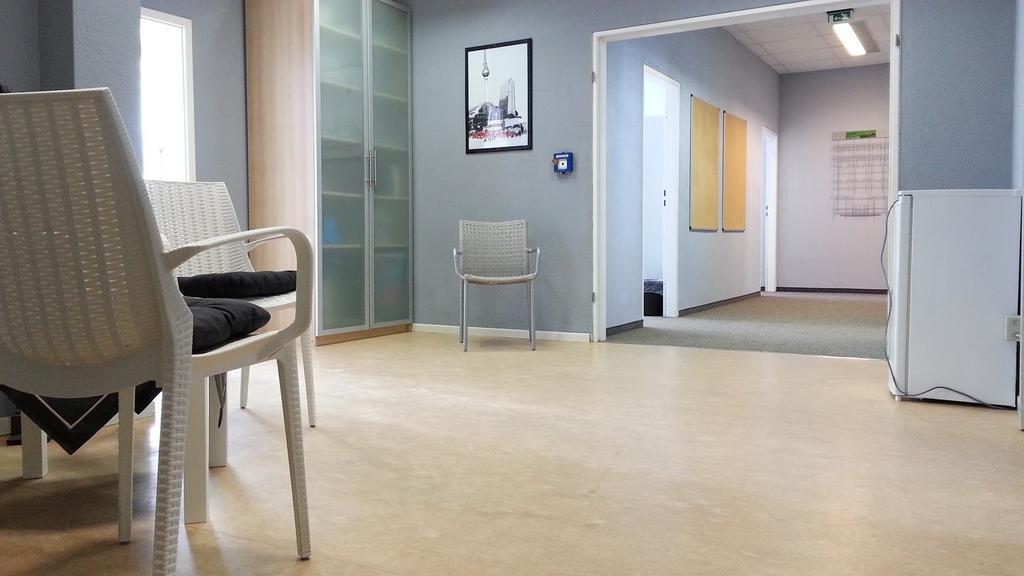Hostel Die Etage East Берлин Экстерьер фото