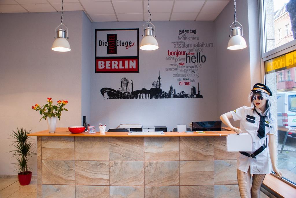 Hostel Die Etage East Берлин Экстерьер фото