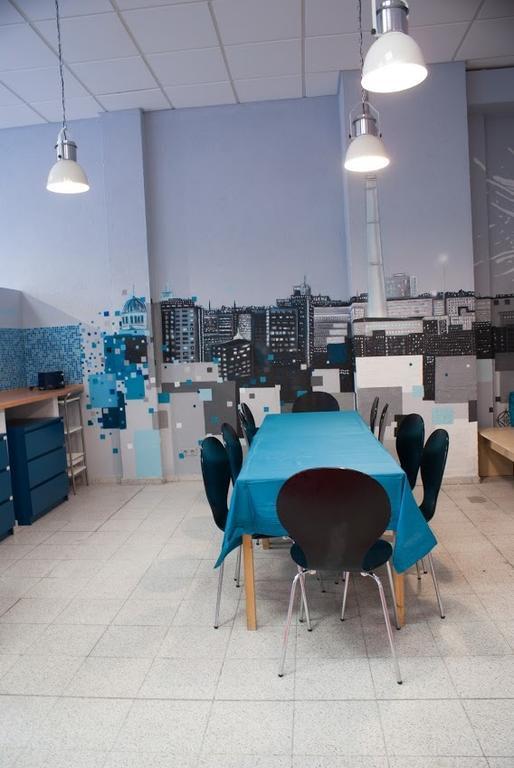 Hostel Die Etage East Берлин Экстерьер фото