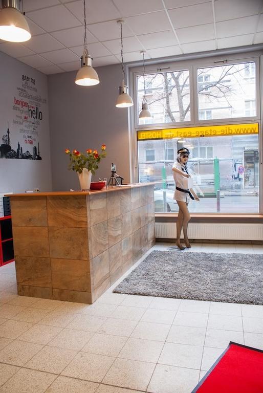 Hostel Die Etage East Берлин Экстерьер фото