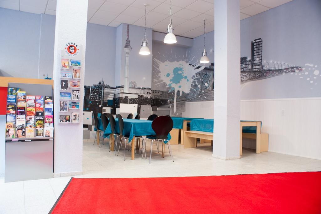 Hostel Die Etage East Берлин Экстерьер фото
