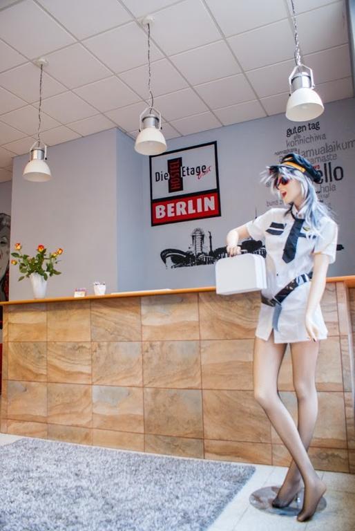 Hostel Die Etage East Берлин Экстерьер фото